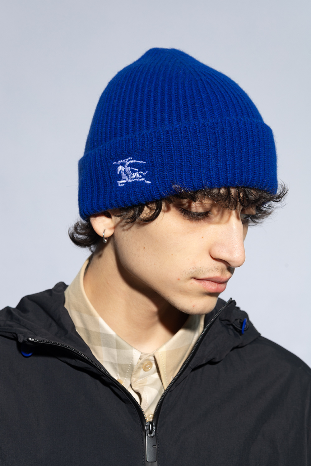ニットキャップ・ビーニー Burberry Electric blue cashmere beanie hat (8078810 B7324) Burberry: Blue Ribbed Cashmere Beanie | SSENSE